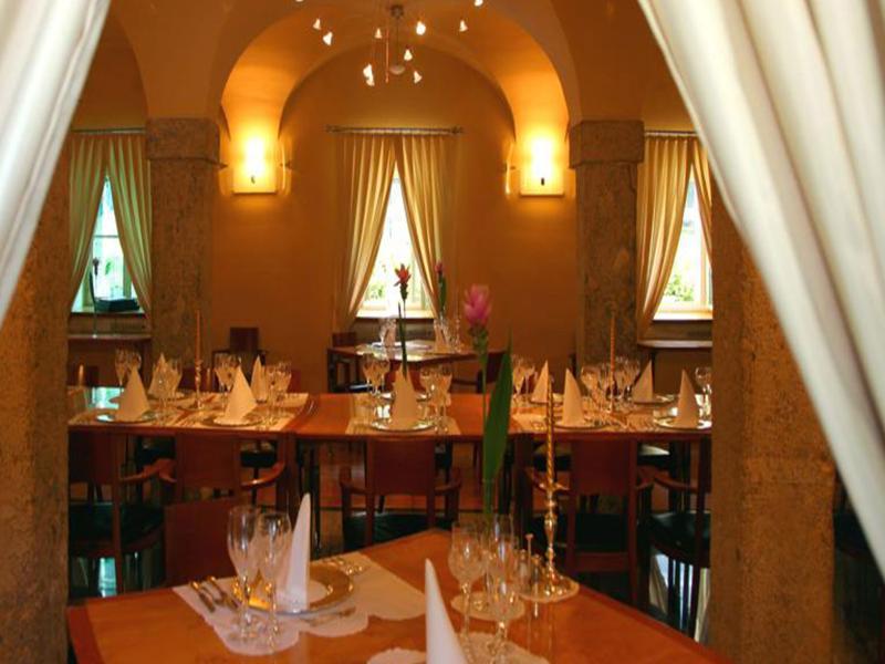 Elegans Hotel Brdo Kranj Dış mekan fotoğraf